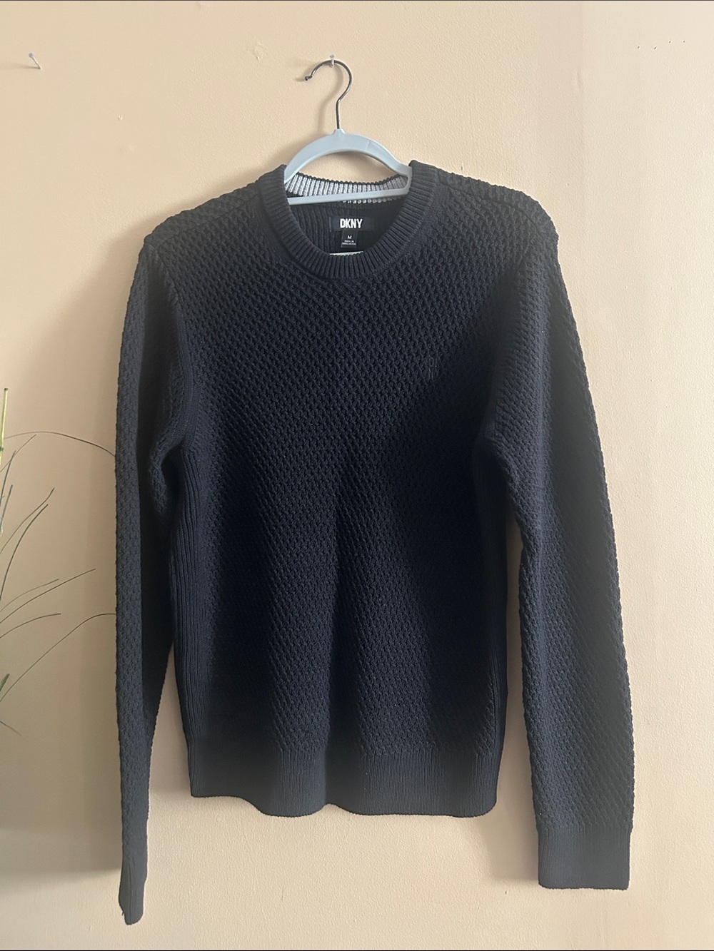DKNY Men’s Black Textured Crewneck Sweater